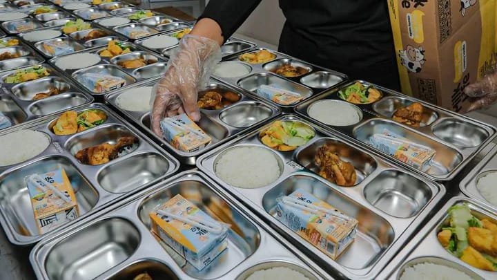 Badan Gizi Nasional Bakal Putus Kontrak Mitra Dapur MBG Nakal