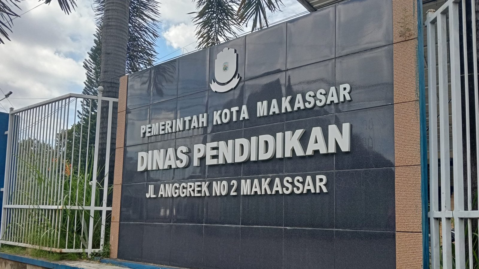Disdik Makassar Klaim Ribuan Siswa SD Terancam Gagal Masuk SMP Negeri