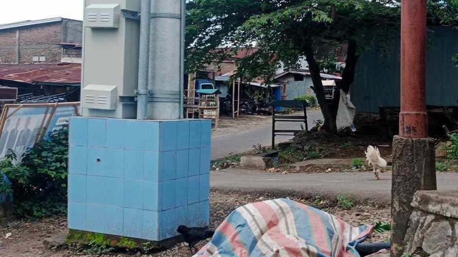 Warga Kampung Parang Bantaeng Protes Lahannya Dibanguni Tiang Listrik PLN Tanpa Izin