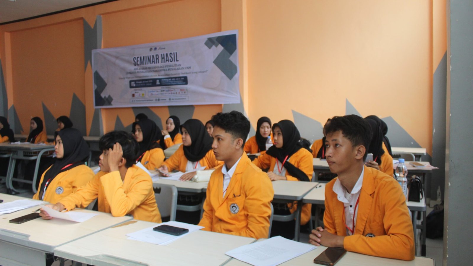 Seminar Hasil Penelitian: LPM Penalaran UNM Kuatkan Budaya Ilmiah Mahasiswa